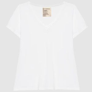 For Days Deep V Tee White XS NWT Front Slit Detail